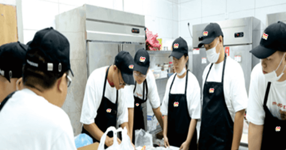 自建系统，标准服务